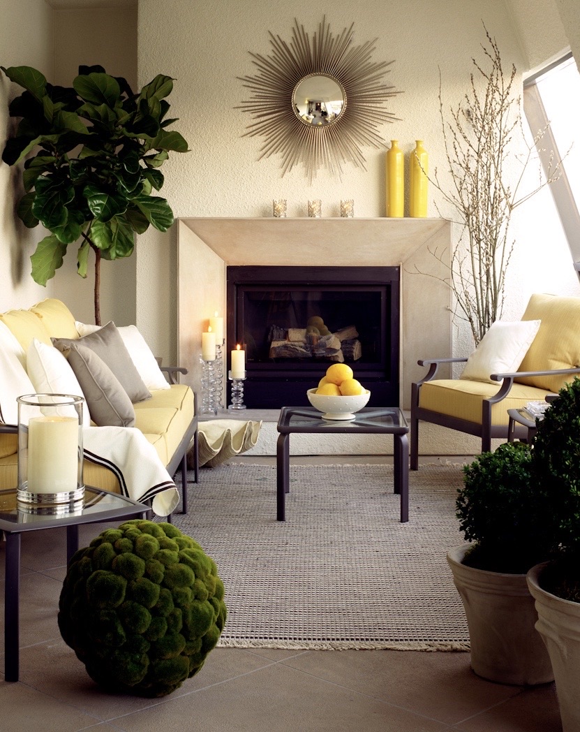 Los Angeles, California — interior photo 1 of 3